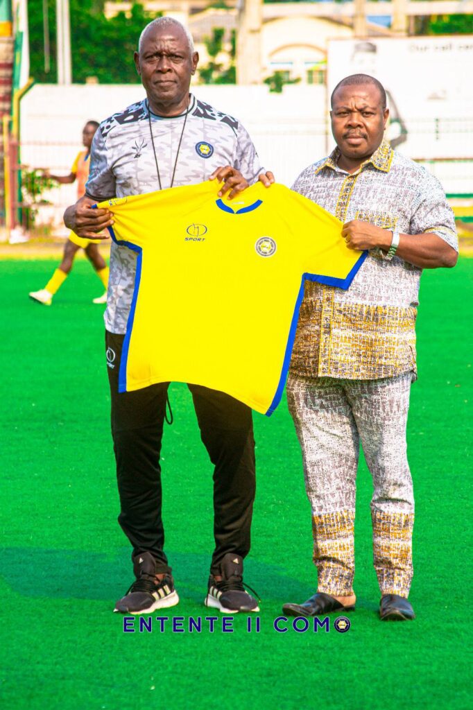 L’Ivoirien Monguéhi Guéhi sur le banc technique de l’Entente 2 de Lomé