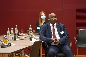 Côte d’Ivoire : Alassane Ouattara dépose officiellement sa candidature pour un quatrième mandat