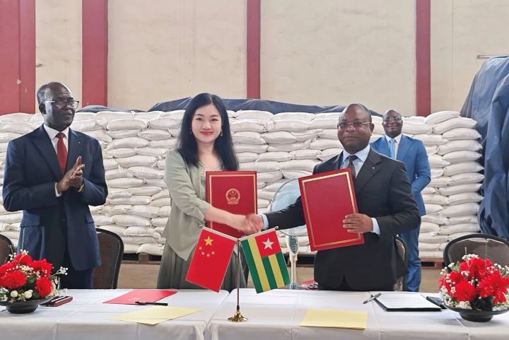 Togo sous assistance alimentaire : la Chine injecte 5 000 tonnes de riz et renforce son influence