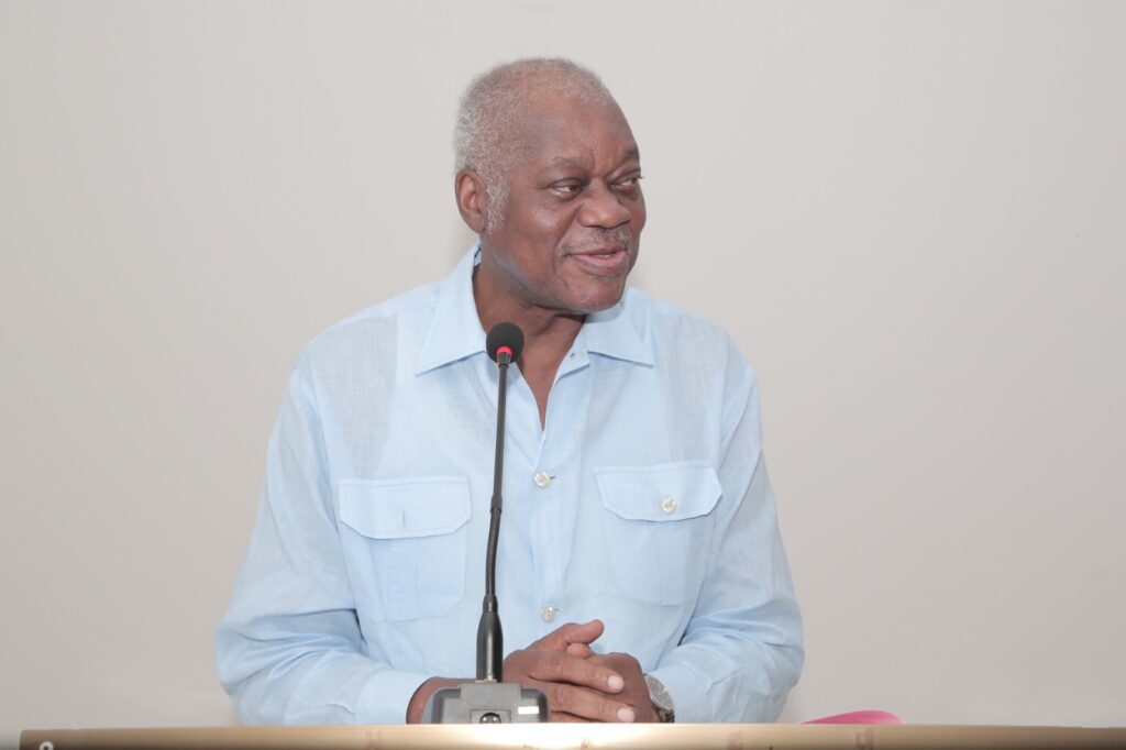 AS Gbohloe-Su : Alexis Aquereburu quitte la présidence, Firmin Ajavon prend les commandes